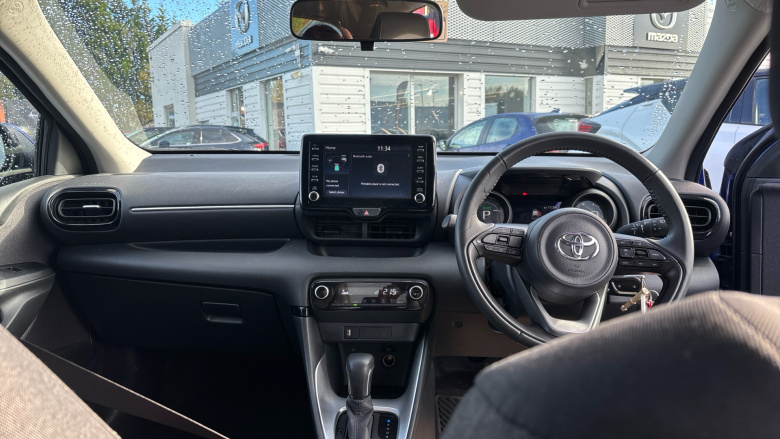 Toyota Yaris 1.5 Hybrid Design 5dr CVT Hybrid Hatchback